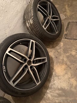 AEZ R19  8Jx19H2 et40 - 4