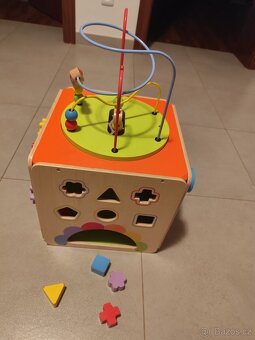 Interaktivní hračka od 6 mesiců do 3 let - 4