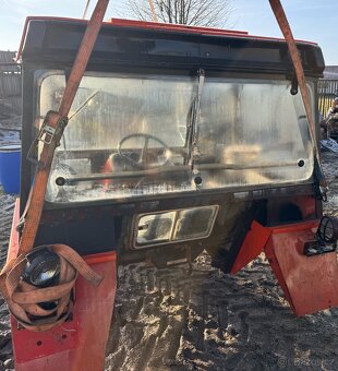 Kabina zetor 63,53,73,43,3320/40 - 4