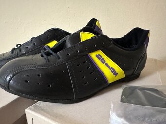 Botas tretry NOVÉ - 4