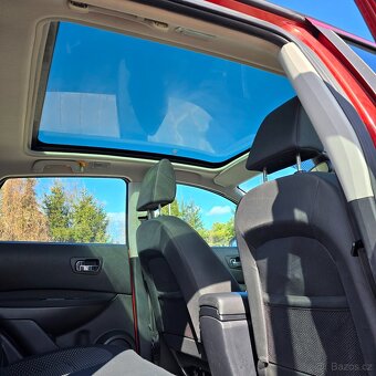 Nissan Qashqai 1.6i 84Kw PANOR./TAŽNÉ/BEZKLÍČ. - 4