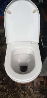 Wc misa a umývadlo - 4