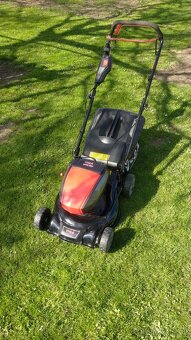 ZÁNOVNÍ AKU SEKAČKA VEGA 42S ECO 4in1 - 4