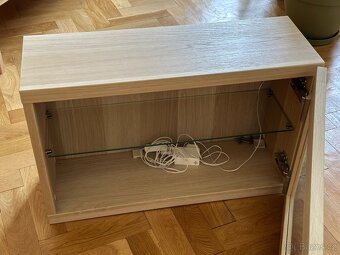 Závěsná skříňka s osvětlením - 4