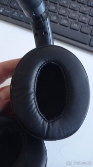 Bezdrôtové slúchadlá Sennheiser HD 4.40BT čierna - 4