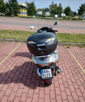 Cf moto skútr Jetmax jako Suzuki Burgman - 4
