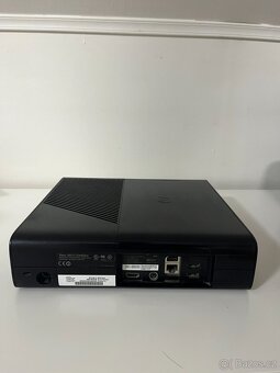 Xbox 360 + 1 Ovladač - 4