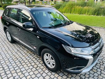 Mitsubishi Outlander 2.0i BENZÍN 2017 MANUÁL LED KAMERA 2WD - 4