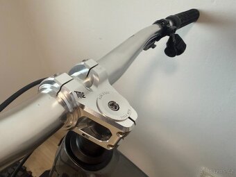 Trek Slash 9 GX AXS T-Type Gen 6 - 4