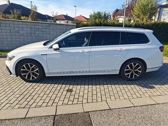 Volkswagen Passat 2.0 TDI 110 kW R line Virtual cocpit - 4