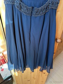 Flitrované plesové šaty s odhalenými zády vel. S - 4