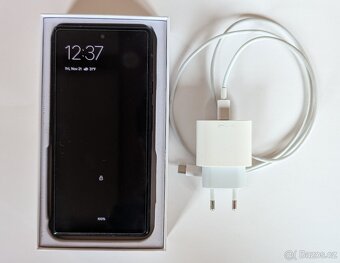 Google Pixel 6  8GB / 128 GB černý - 4