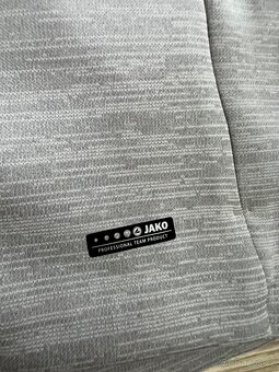 Sportovní mikina s kapucí - 4