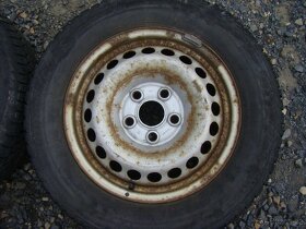 Sada 16" plechových disků 5x120 + zimní pneu Bridgestone - 4