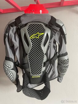 Alpinestars chránič těla Bionic Action 2 - 4