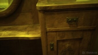 Secesní toaletka - 4