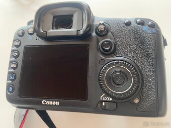 Canon EOS 7D + EF-S 15–85 mm IS USM - 4