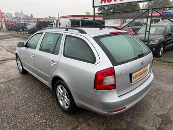 Škoda Octavia Combi 2,0 TDI 103kW Elegance - 4