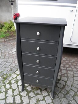 KOMODA SE ŠUPLÍKY - NOVÁ CENA - 4