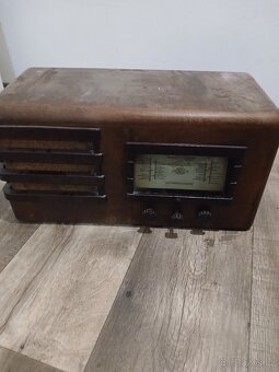 Staré radio - 4