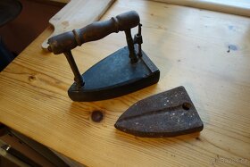 Historická žehlička 2 - 4