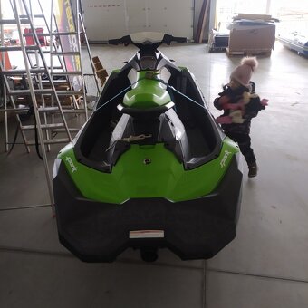 Vodní skútr Sea Doo Spark 90 HP - Rotax Ace 900 HO - 4