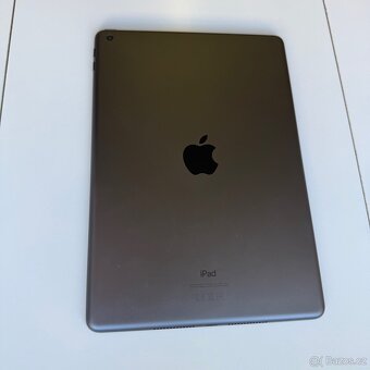 iPad 8 (2020) 32GB (12 měsíců záruka) - 4