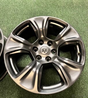 2Ks. Alu Dodge RAM 1500 5.Gen - Black - 4