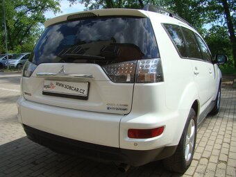 Mitsubishi Outlander 2.0i MIVEC - 4