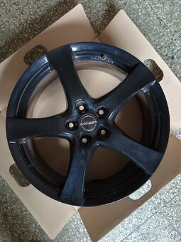 Alu kola Borbet F - 4