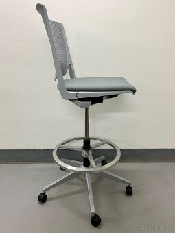 Haworth Very Stool Chair - 4