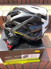 PRODÁM CYKLO HELMA SCOTT JUNIOR - 4