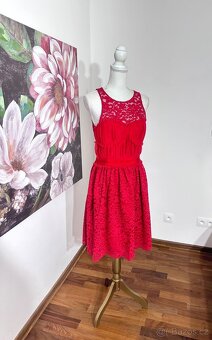 Úžasné krajkové šaty Pinko ( Nové s cenovkou) - 4