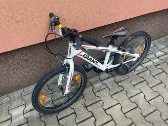 Dětské kolo Giant, vel.20 vc.helmy a reflexní vesty - 4