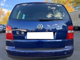 Volkswagen Touran 2.0 TDi 7-MÍST 2006 MOŽNO NA SPLÁTKY - 4