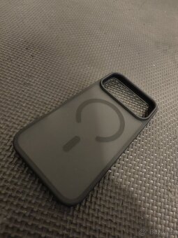 Iphone 17 pro max - 4