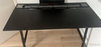 Herní pc stůl ikea s herní zidli - 4