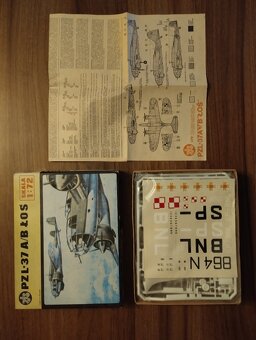 Modely letadel , Jak 1,Il-2,TS 11 aj,plastové stavebnice. - 4