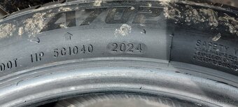 Zimní pneu 235/45R18 Aplus (77) - 4