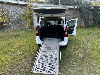 Peugeot Partner 1.6HDi úprava na ZTP 1.Majitel 52tis km - 4