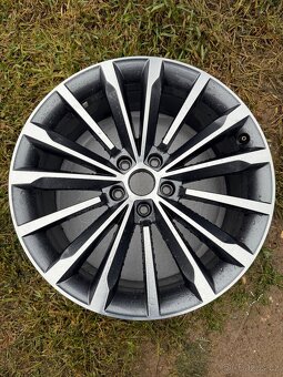 Hlinikove disky superb 3 trinity r19 et44 - 4