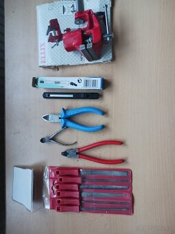 Jemné nářadí po mechaniku elektronikovi - 4