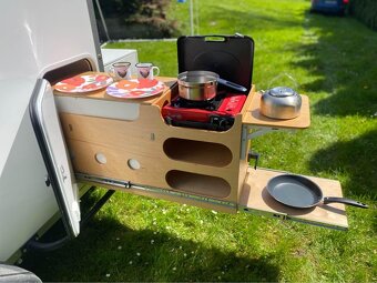 Karavan, obytný přívěs ,rv 2022 skvelý stav. - 4