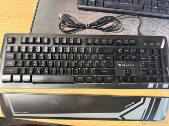 Herní klávesnice a myš - 4