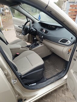 Renault Grand Scenic 1.5 dCi bez DPF 2010 - 4