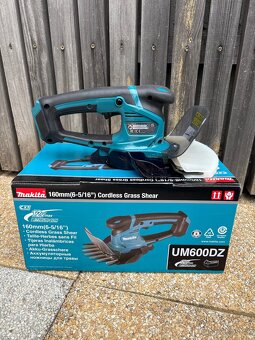 Makita UM600DZ el. nůžky na trávu - 4