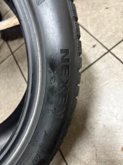 Pneu 225/45R18 95y - 4