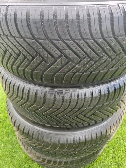 Hankook 195/65 r15, dot 24 celoroční 7,7 mm - 4