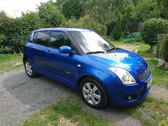 Suzuki Swift - 4