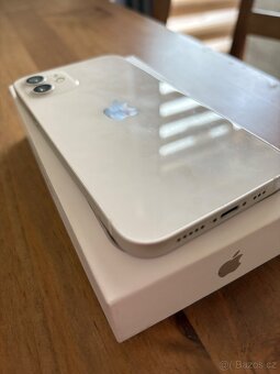 Apple iPhone 12, white, 64 GB - 4